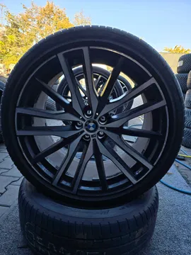 275-35-22-jante-bmw-x5-anvelope-vara-pirelli-sottozero-315-30-22