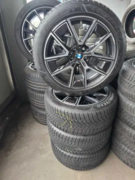 set-jante-bmw-i4-g26-anvelope-iarna-goodyear-ultra-grip-245-45-r18